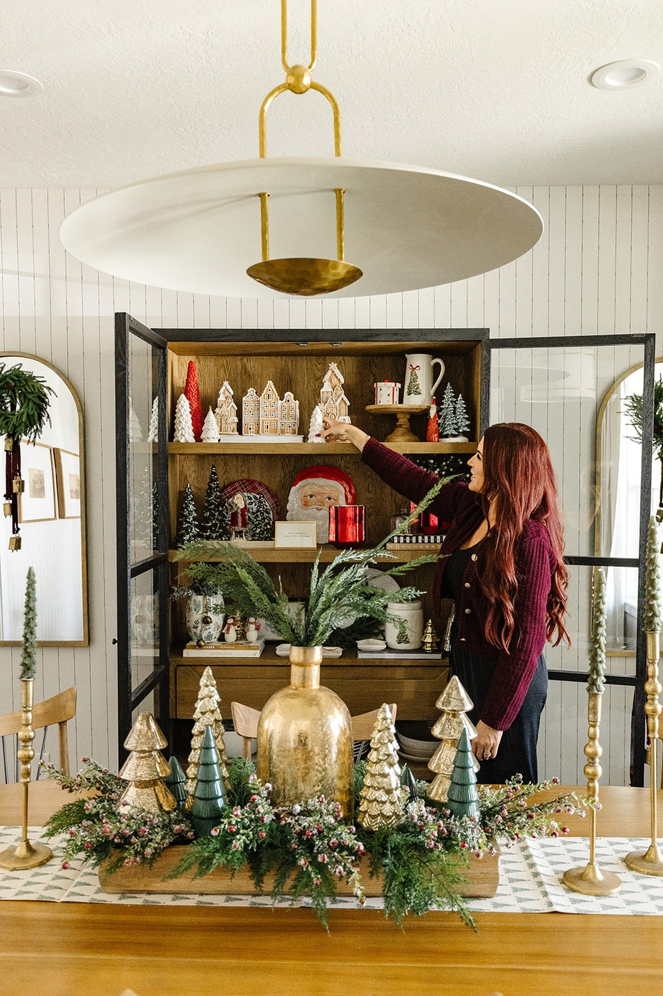 Elevated Christmas Tablescapes